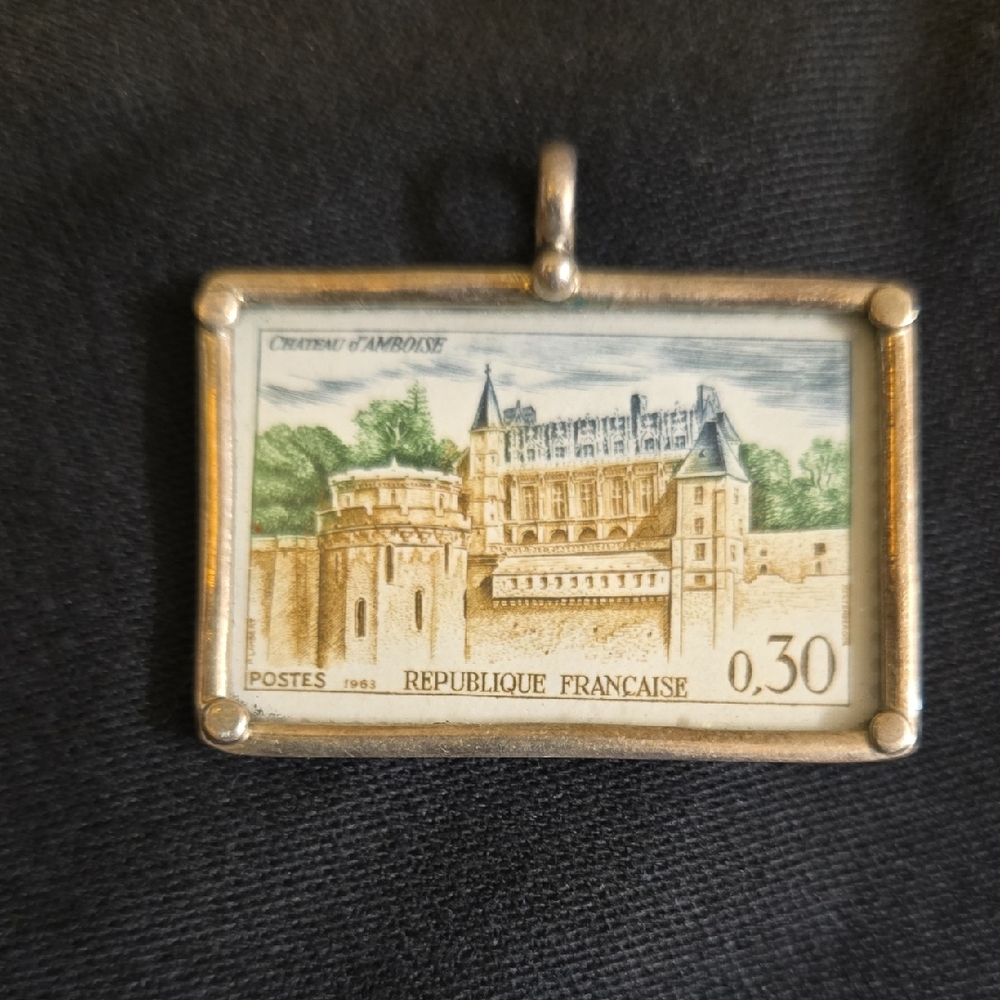 Vintage 925 Sterling Republique Francaise Chateau d'Amboise Pendant